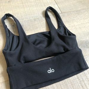 ALO Yoga slit black ribbed bra
